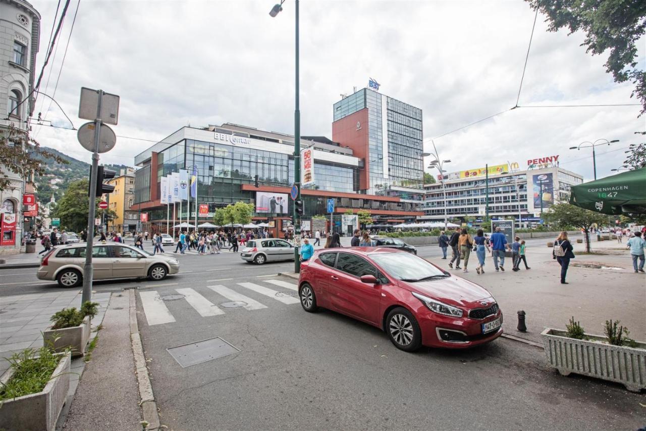 City Center Apartment Sarajevo Accross Bbi Shopping Mall Exteriör bild